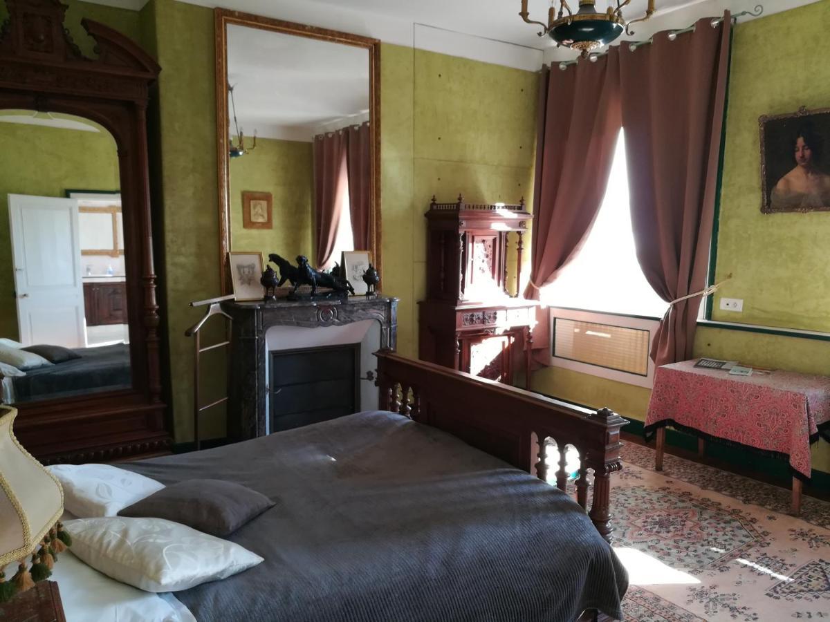 Chateau De Saint-Antoine Bonnac-la-Cote Room photo